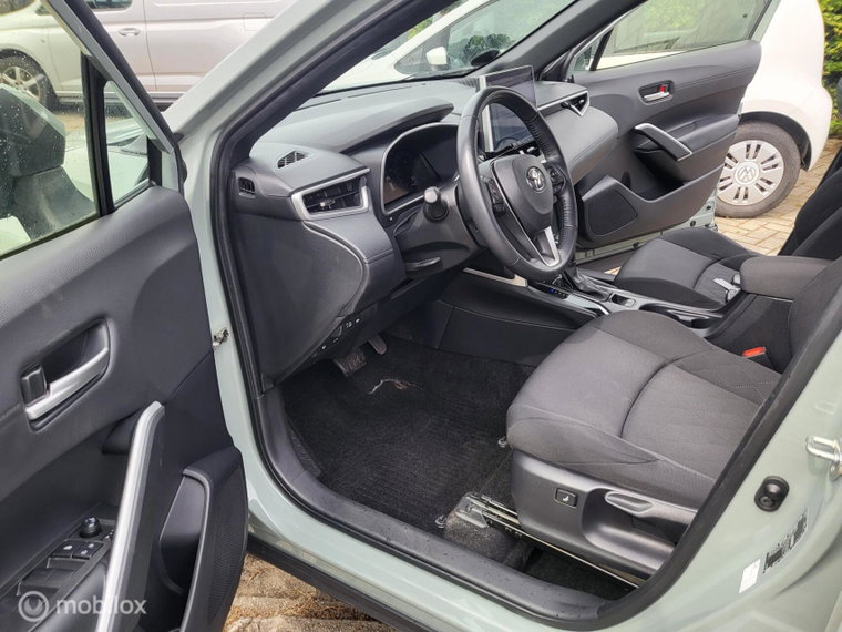 Vehicle Image 9