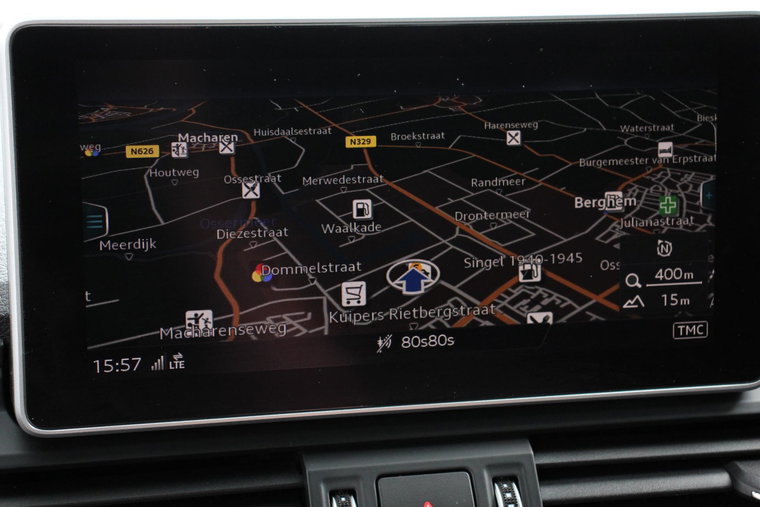 Vehicle Image 14