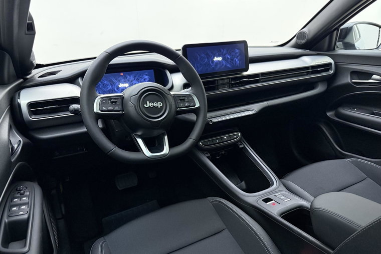 Vehicle Image 18