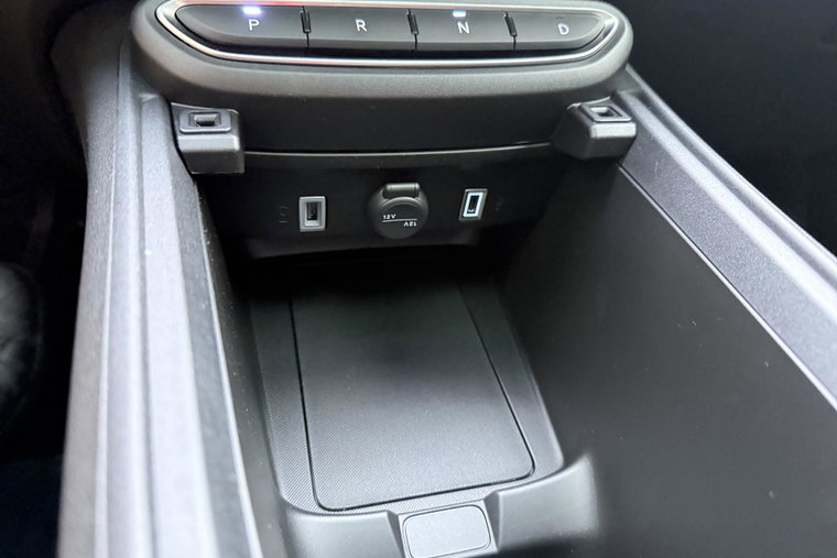 Vehicle Image 30