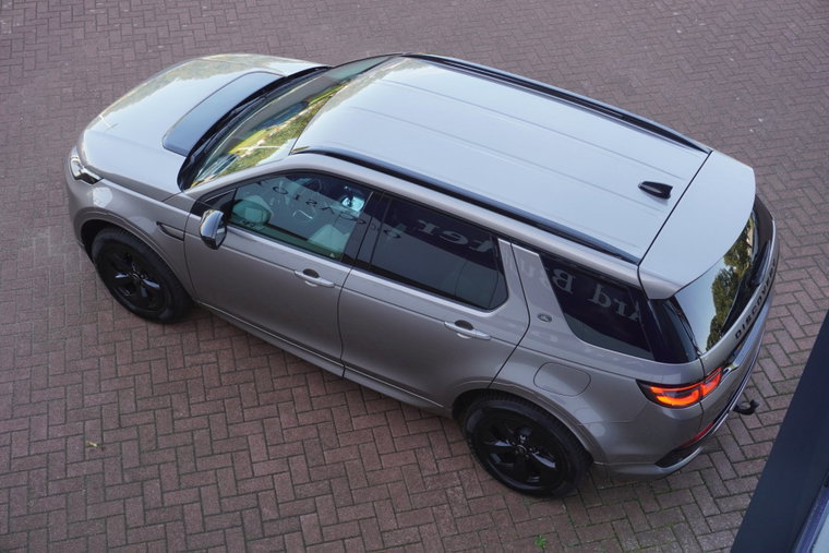 Vehicle Image 25
