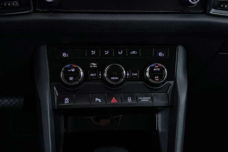 Vehicle Image 27