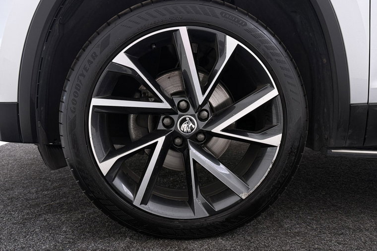 Vehicle Image 40