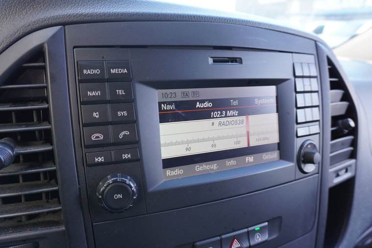 Vehicle Image 11