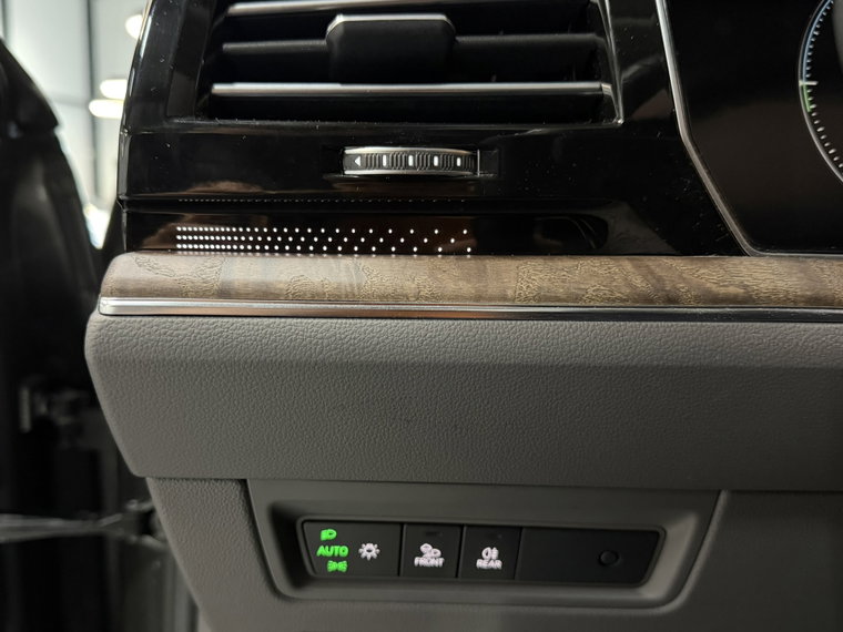 Vehicle Image 41