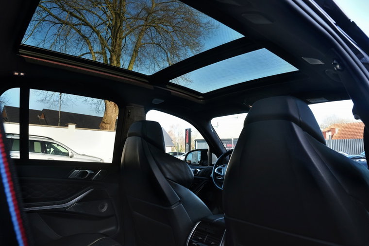 Vehicle Image 33