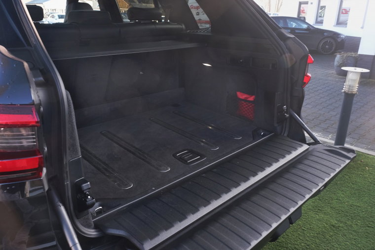 Vehicle Image 36