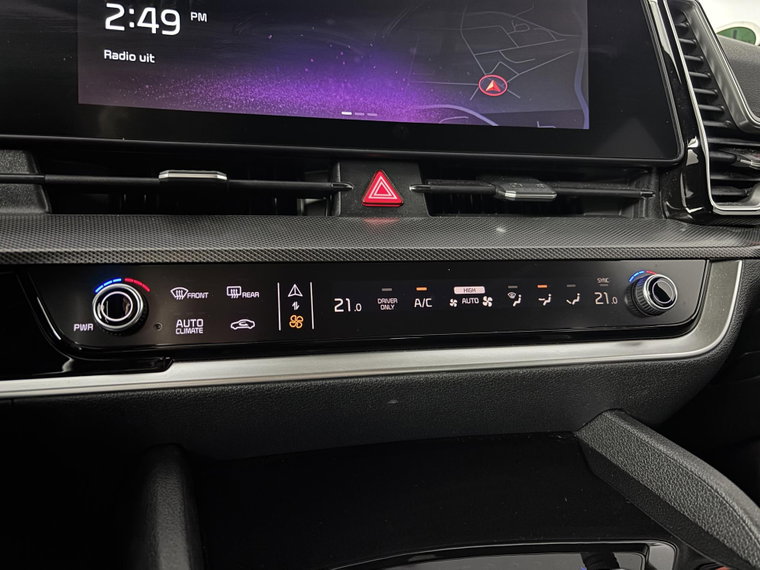 Vehicle Image 27