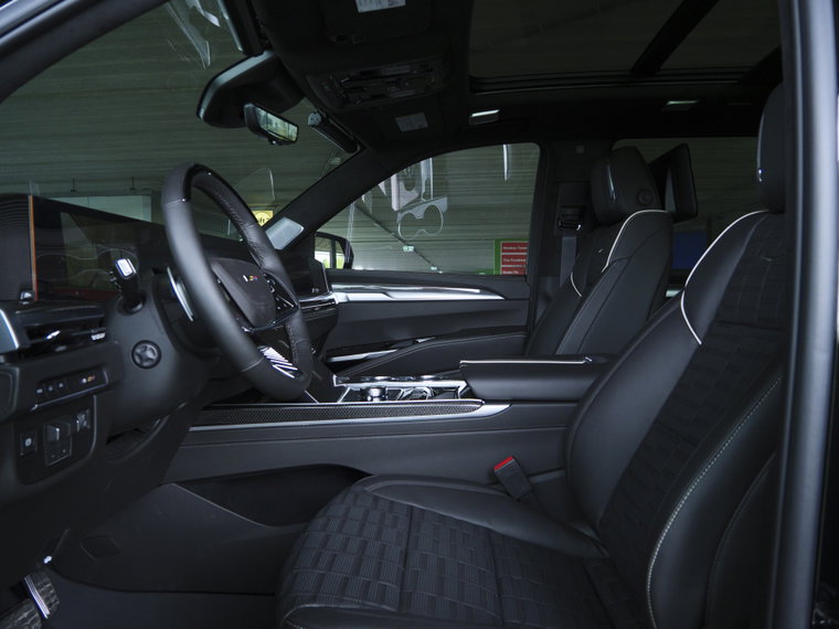 Vehicle Image 42