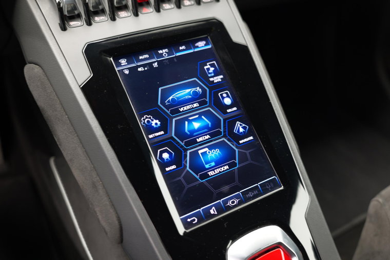 Vehicle Image 15