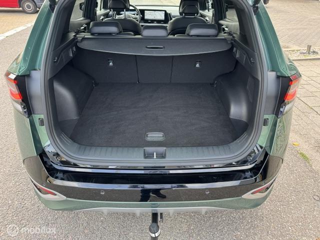 Vehicle Image 24
