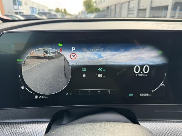 Vehicle Image 29