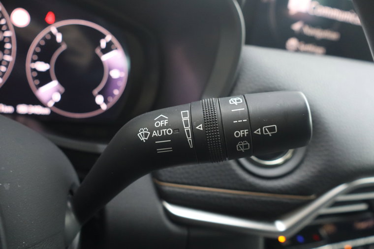Vehicle Image 28