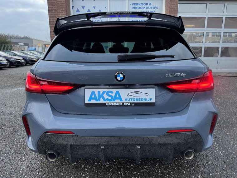 Vehicle Image 31