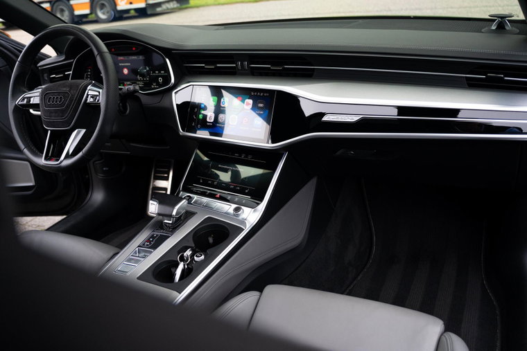 Vehicle Image 30
