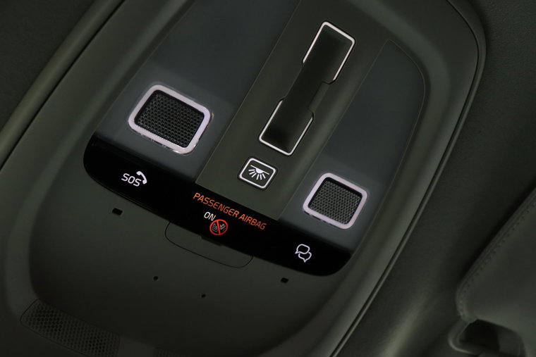 Vehicle Image 36