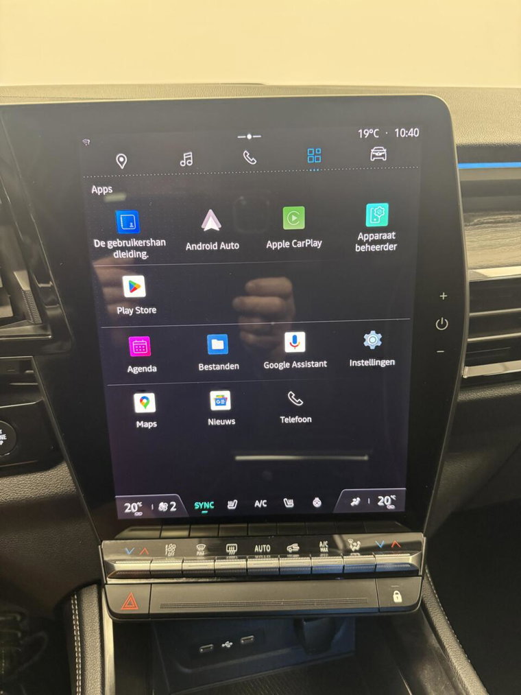 Vehicle Image 30