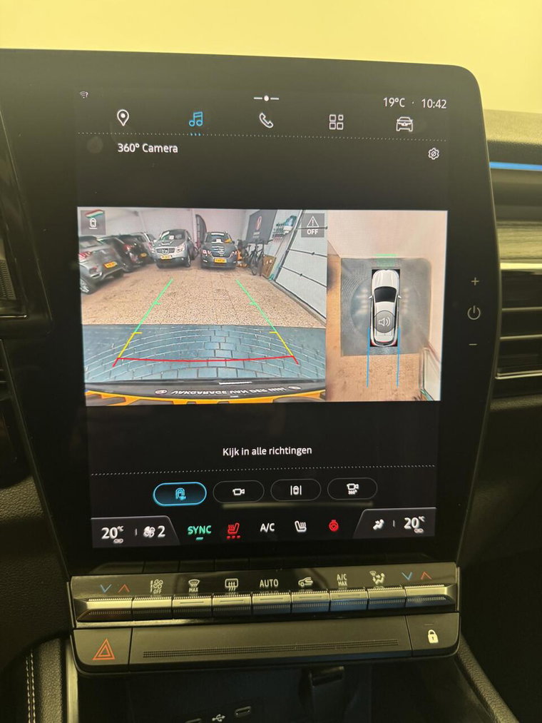 Vehicle Image 31