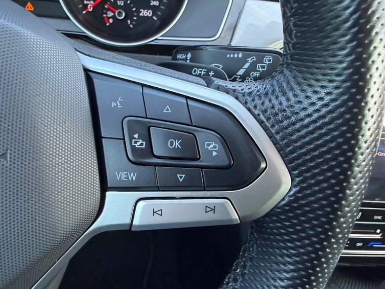 Vehicle Image 28