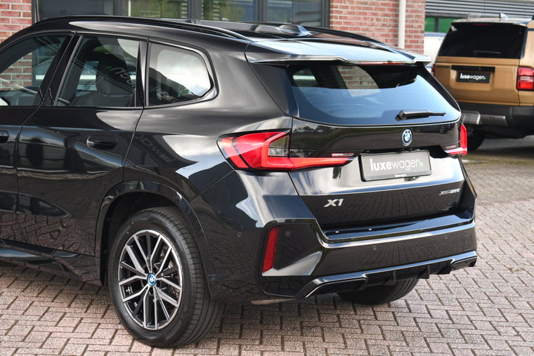 Vehicle Image 40