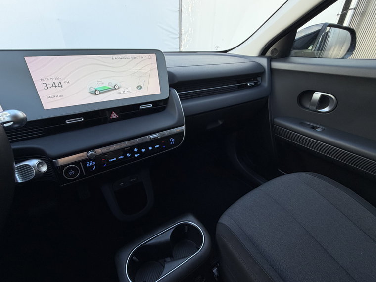 Vehicle Image 35