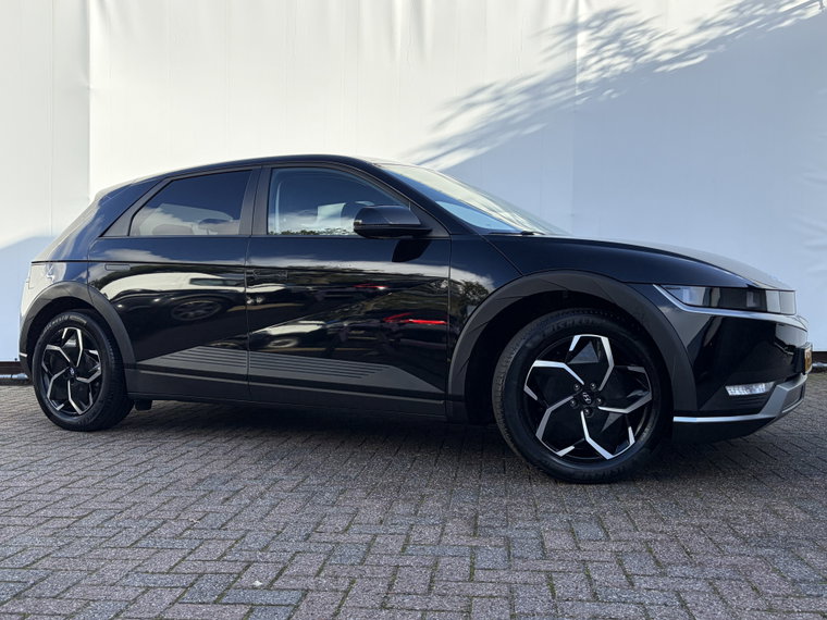 Vehicle Image 38