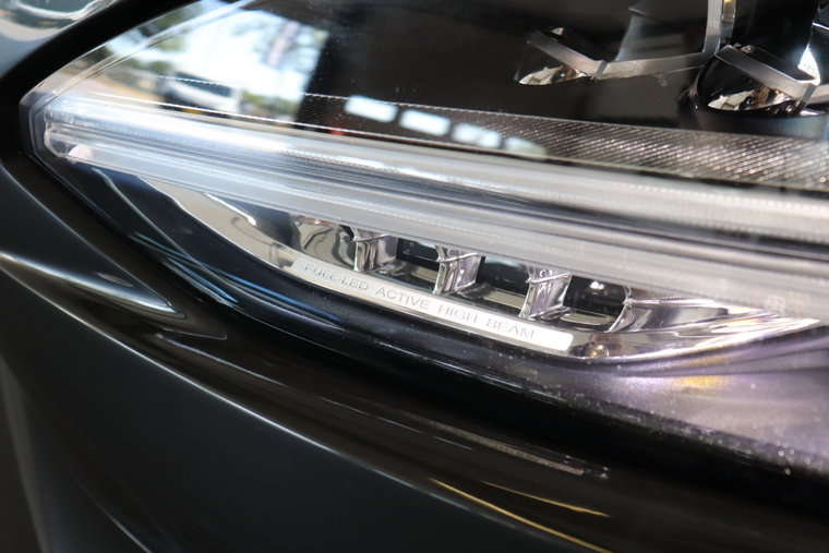 Vehicle Image 15