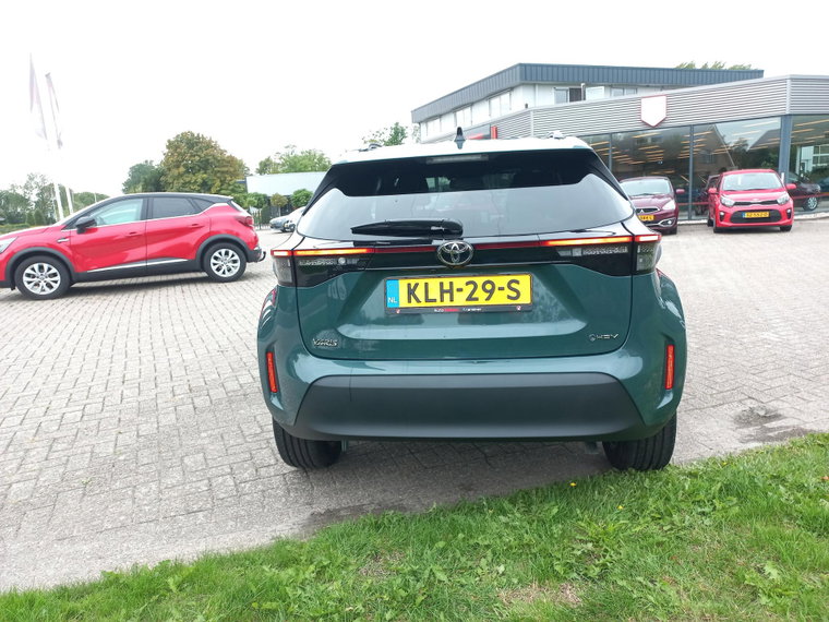 Vehicle Image 4
