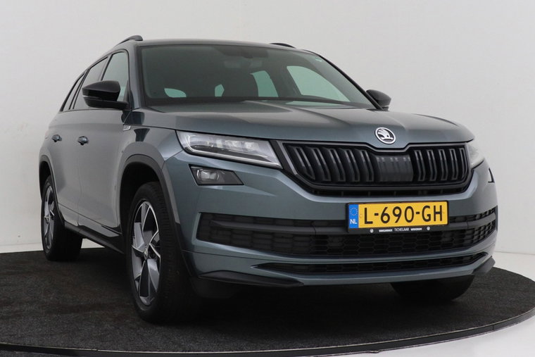 Vehicle Image 13