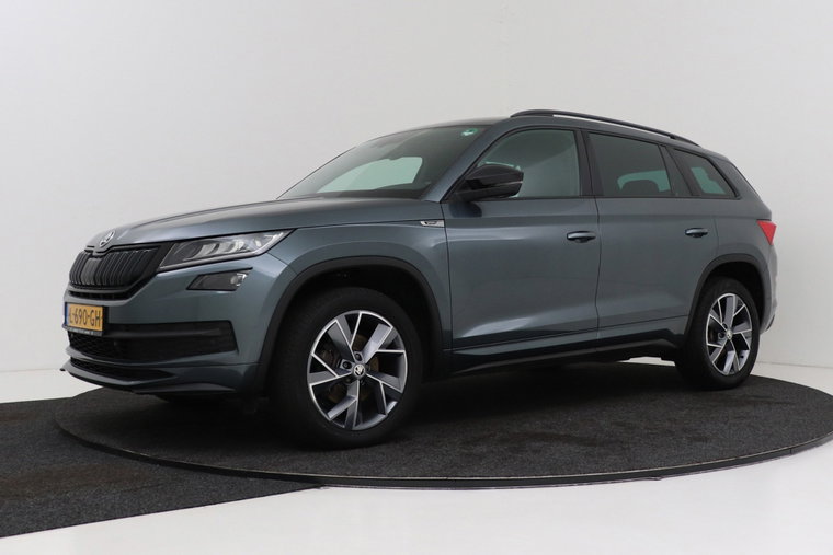 Vehicle Image 5