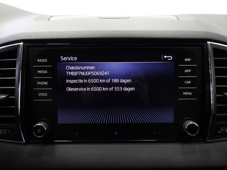 Vehicle Image 13