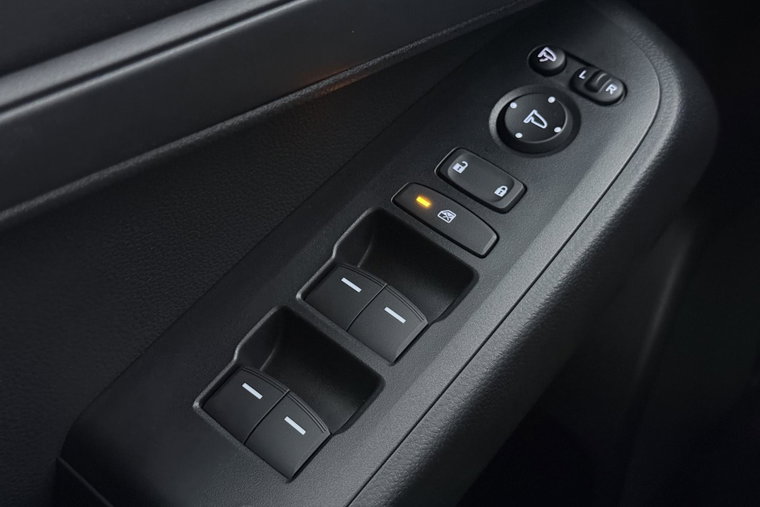 Vehicle Image 40