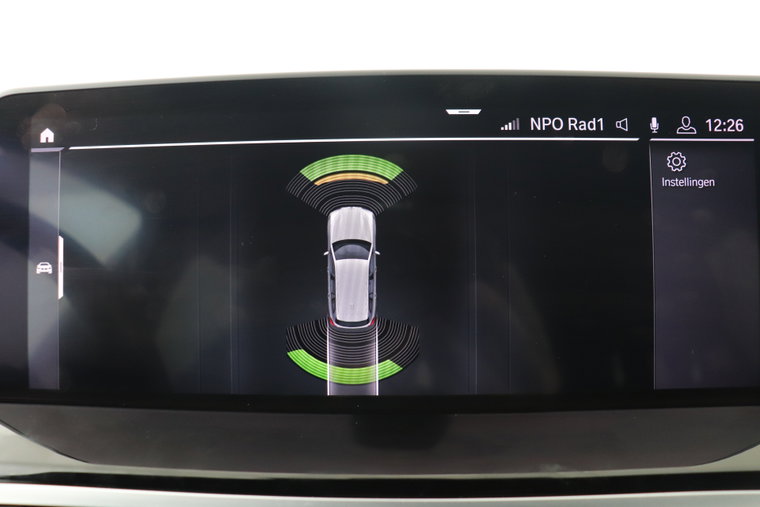 Vehicle Image 30