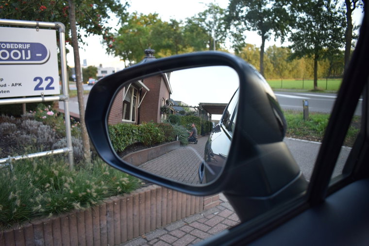 Vehicle Image 26