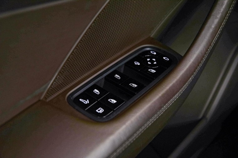 Vehicle Image 49