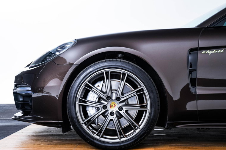Vehicle Image 8