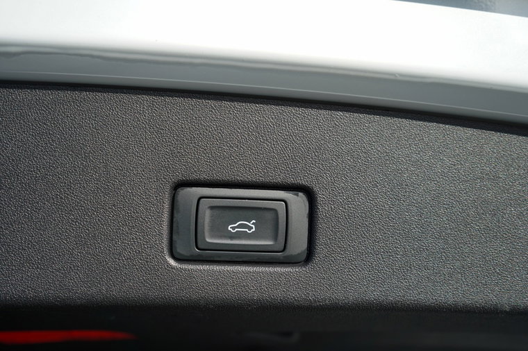 Vehicle Image 45