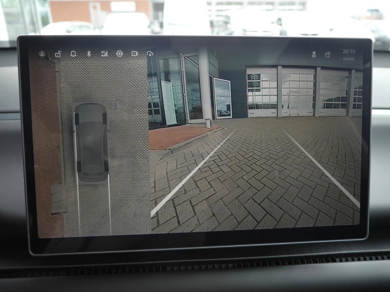 Vehicle Image 30