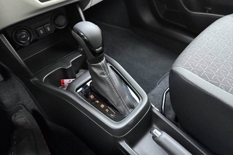 Vehicle Image 26