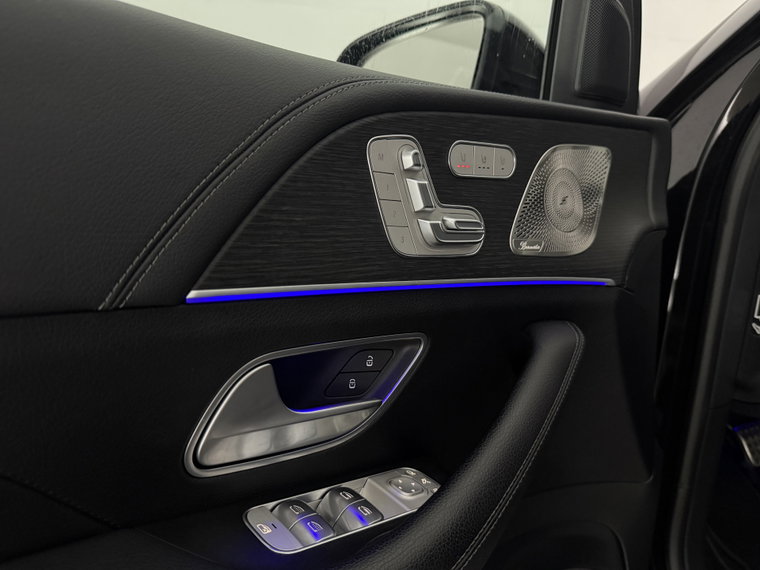 Vehicle Image 37