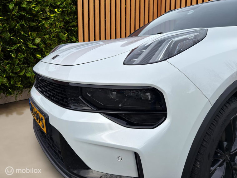 Vehicle Image 22