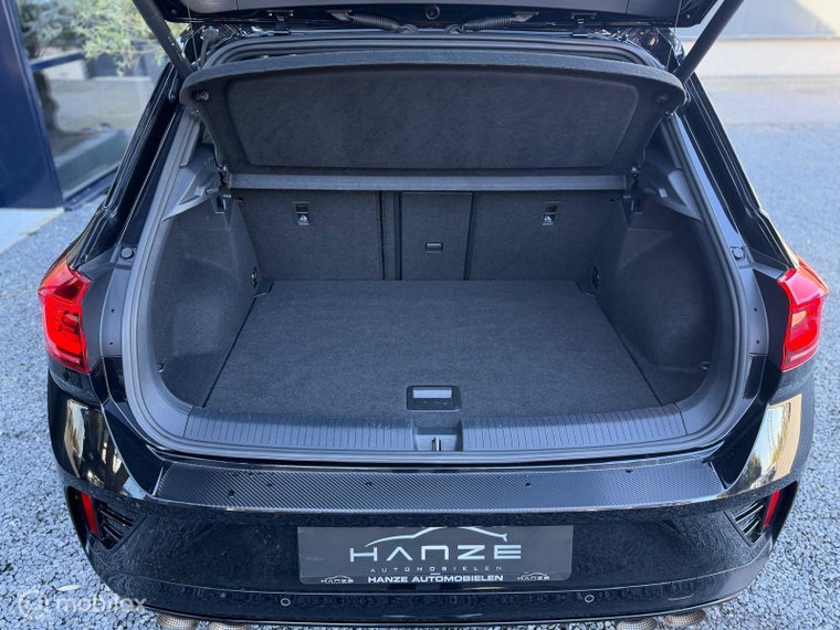 Vehicle Image 28