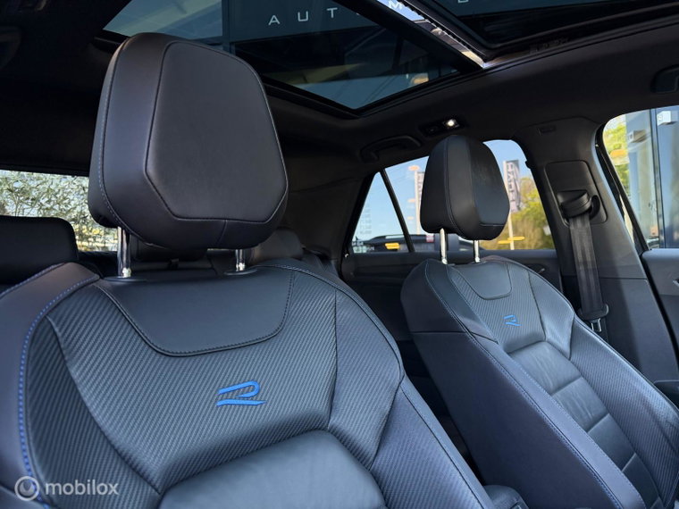 Vehicle Image 38