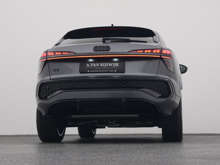 Vehicle Image 45