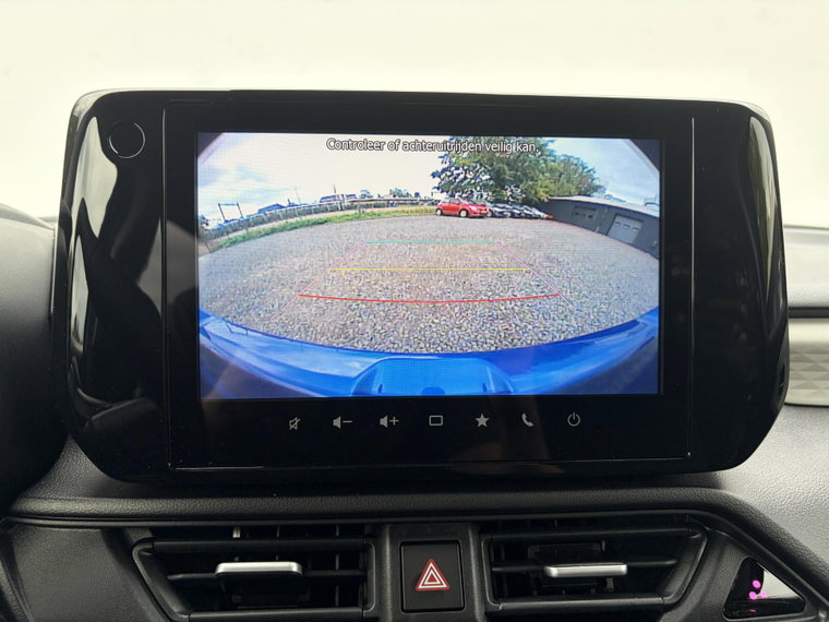 Vehicle Image 38