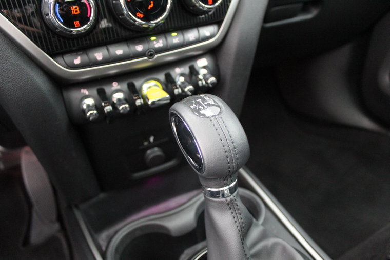Vehicle Image 36