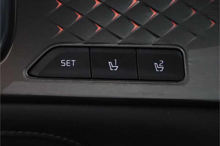 Vehicle Image 46