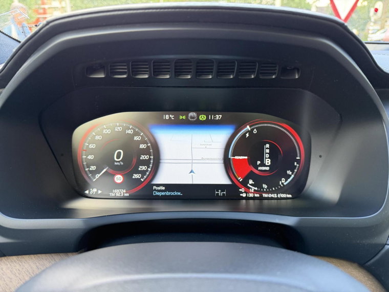 Vehicle Image 38