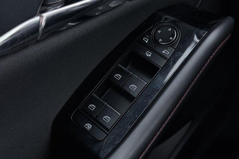 Vehicle Image 39