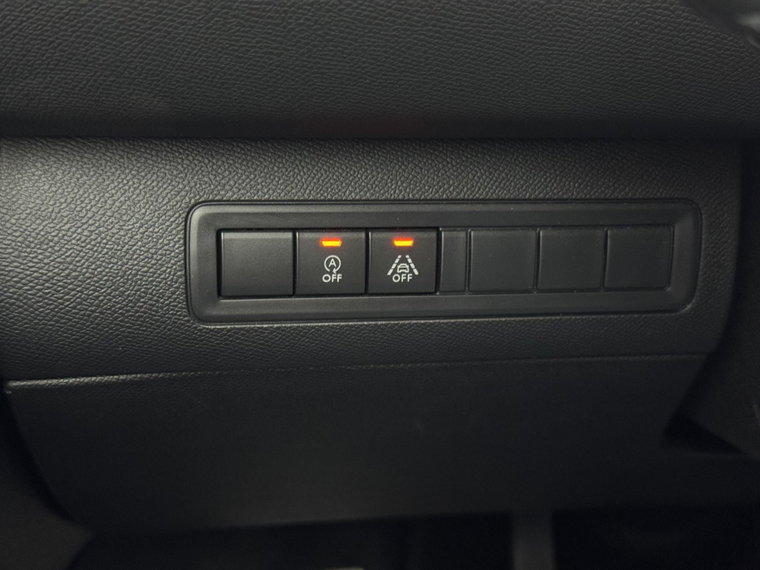 Vehicle Image 29